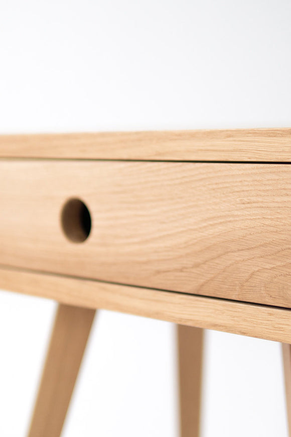 Night stand bedside table